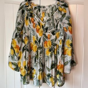 Spense Brand: Lemon Textured Pleat Top